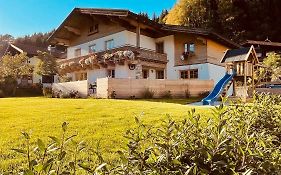 Family Chalet Hoamat Leben - Luxus Appartements Leogang